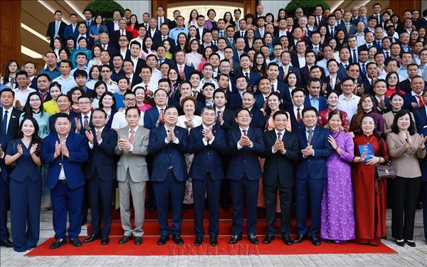 PM urges stronger development foundations for sustainable growth