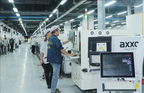 Vietnam fija meta para liderar la ASEAN en inversión extranjera
