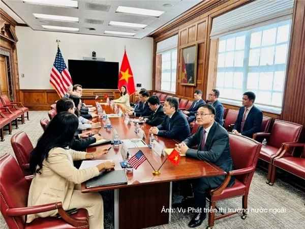 越南与美国推动经贸合作