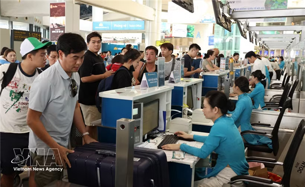 越南上半年国际航空旅客增长15.4% 航空业持续强化安全保障