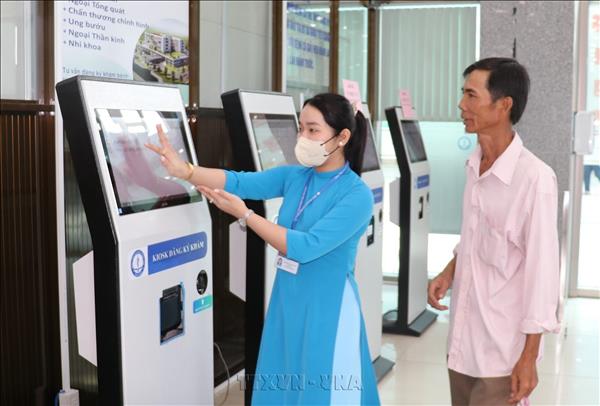 Giảm thủ tục rườm rà, tạo thuận lợi cho người dân khi khám bệnh