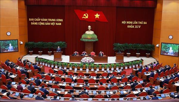 Premier jour du troisième Plénum du Comité central du PCV