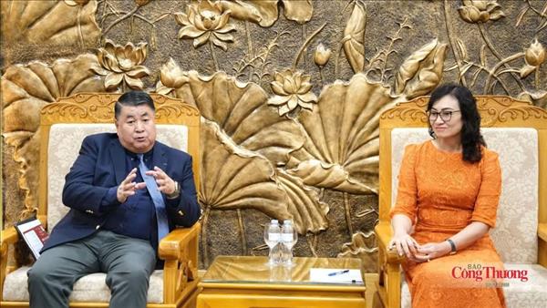 Le Vietnam et Central Retail renforcent la promotion des produits vietnamiens