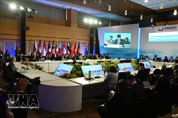 AMM-59 : Le Vietnam participe aux réunions ministérielles ASEAN avec plusieurs partenaires