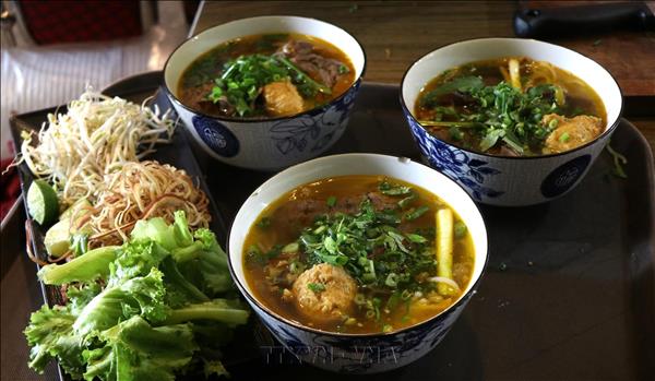 Tôn vinh thương hiệu Bún bò Huế