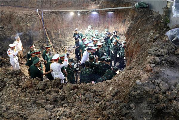 Au moins 1.563 restes de martyrs retrouvés et neuf charniers découverts