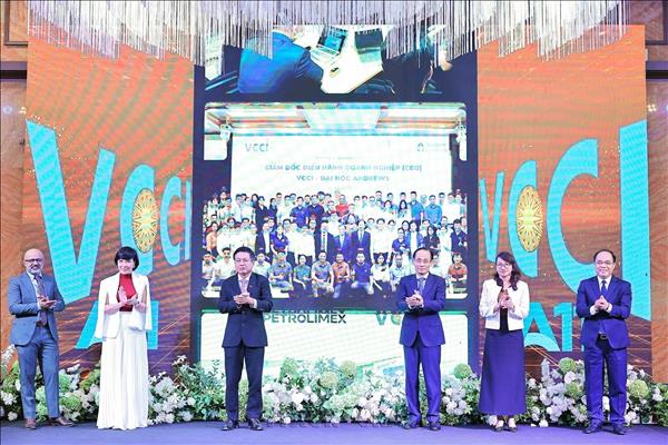 Khởi động Chương trình CEO Việt Nam Kỷ nguyên mới giai đoạn 2026-2030