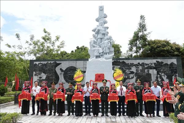Khánh thành công trình sửa chữa, nâng cấp Khu tưởng niệm Anh hùng Liệt sĩ Trần Văn Thọ