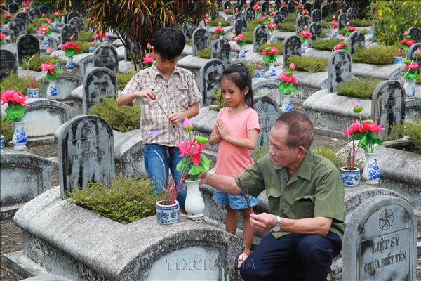 Nghĩa trang liệt sĩ Quốc tế Đồng Tâm - nơi yên nghỉ của những Anh hùng liệt sĩ Việt - Lào