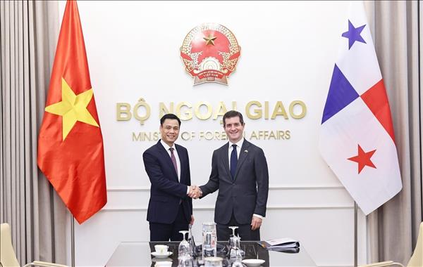 Đưa quan hệ hữu nghị hợp tác truyền thống Việt Nam - Panama ngày càng phát triển mạnh mẽ, hiệu quả