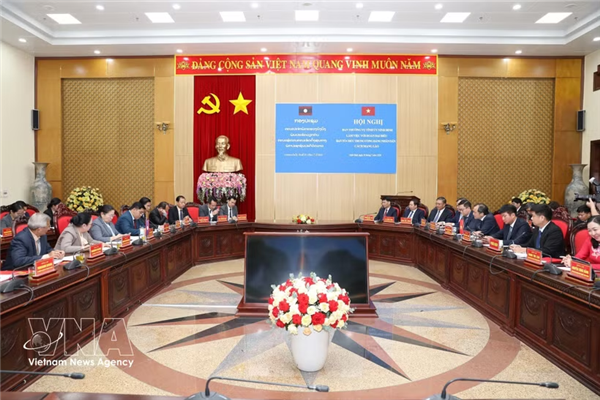 老挝人民革命党中央组织部代表团访问宁平省