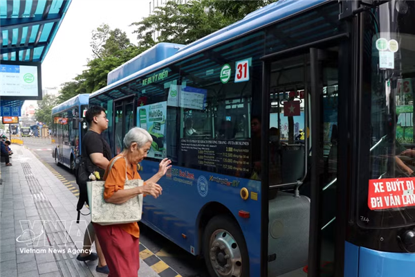 胡志明市：公交免费政策带动公交与地铁客流双增长