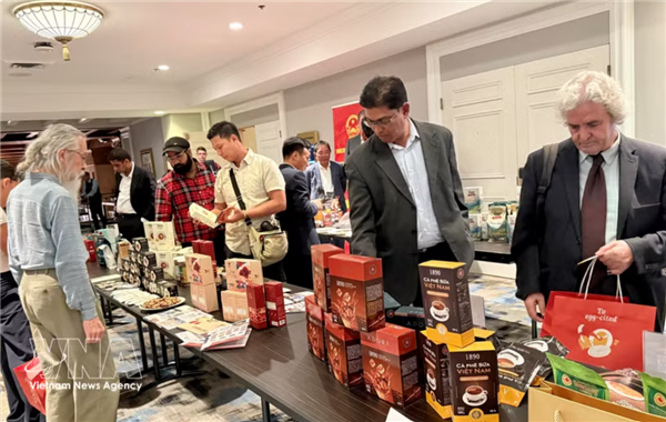 Lucky Supermarket, vitrine des produits vietnamiens au Canada