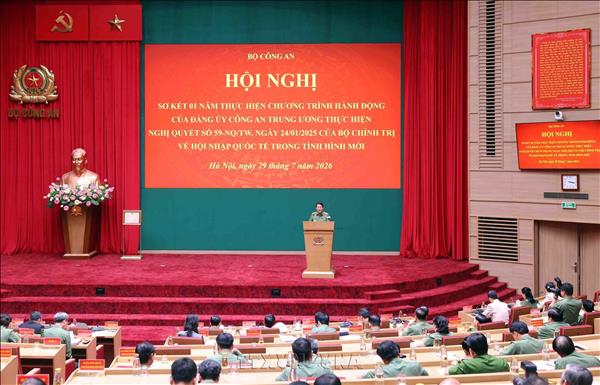 Chủ động giải quyết các yếu tố phức tạp về an ninh, trật tự từ bên ngoài