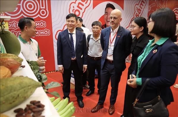 Hơn 100 doanh nghiệp kết nối đưa hàng Việt vào chuỗi phân phối Central Retail
