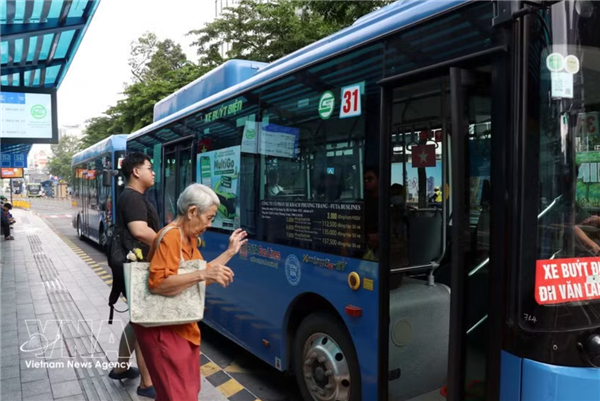 Hô Chi Minh-Ville : La gratuité des bus stimule la fréquentation du bus et du métro