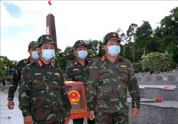 Phó Thủ tướng Phạm Thị Thanh Trà yêu cầu đẩy mạnh tìm kiếm, quy tập hài cốt liệt sĩ và nâng cao năng lực giám định ADN