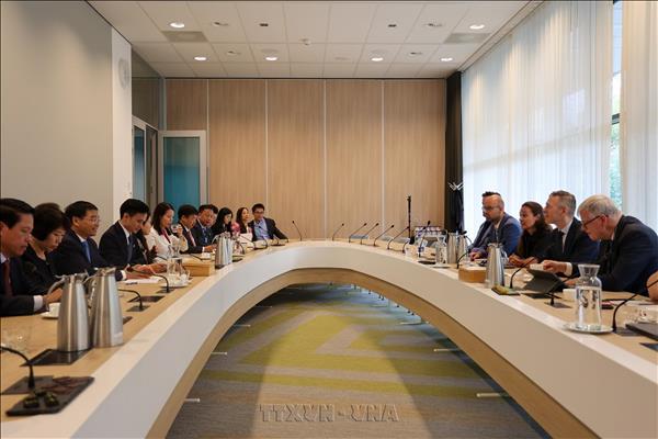 Netherlands ready to support Vietnam in deeper integration into global financial markets