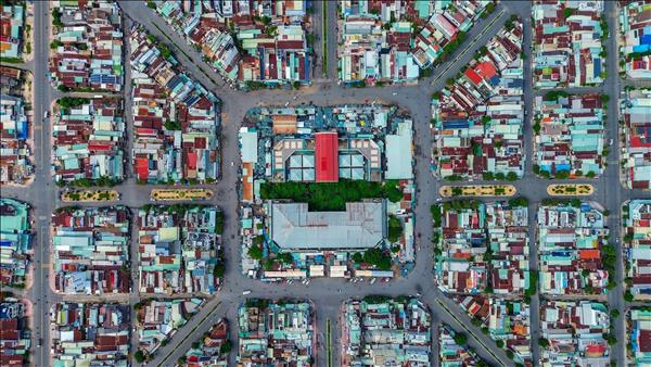 Độc đáo giá trị kiến trúc và sức sống thương mại của chợ Long Hoa