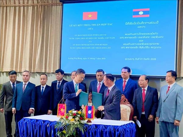 Các địa phương Việt Nam - Lào mở rộng hợp tác trên nhiều lĩnh vực