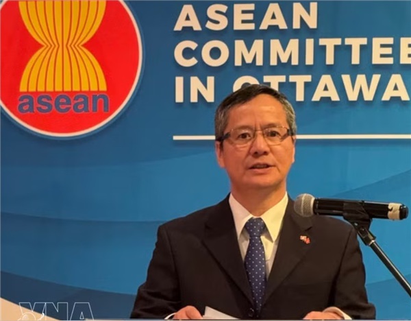 33e Conférence diplomatique : une base solide pour porter les relations Vietnam-Canada à un niveau supérieur