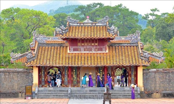មហោស្រពហ៊្វេ ឆ្នាំ ២០២៦៖ ចាប់ផ្តើមពិធីបុណ្យសរទរដូវពោរពេញដោយអត្តសញ្ញាណនៃរដ្ឋធានីបុរាណ