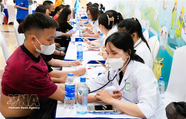 从40岁开始为老年生活做准备：提早投资，安享健康晚年