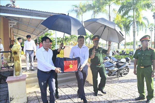 Bàn giao 535 mẫu hài cốt liệt sĩ tại xã Phước Long để giám định ADN