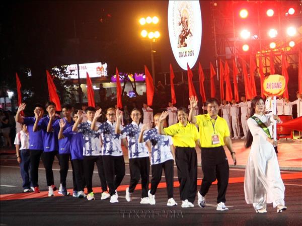 Le 9e Festival international des arts martiaux traditionnels du Vietnam souvre à Gia Lai