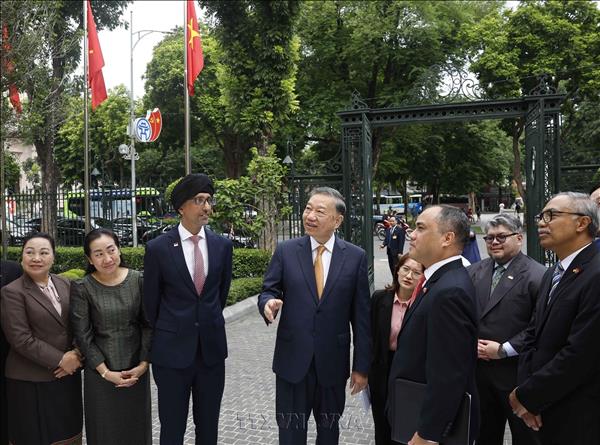 Tổng Bí thư, Chủ tịch nước tiếp Đại sứ, Đại biện các nước ASEAN