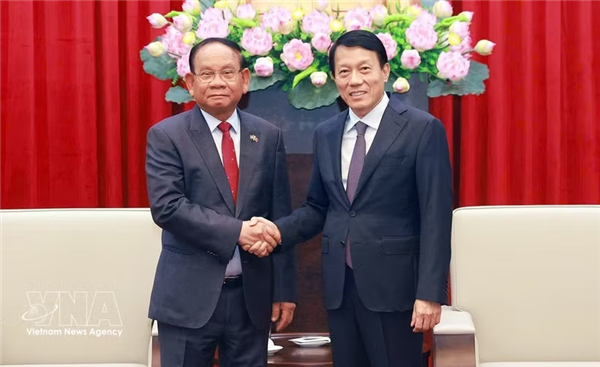 越南公安部部长梁三光会见柬埔寨内政部国务秘书