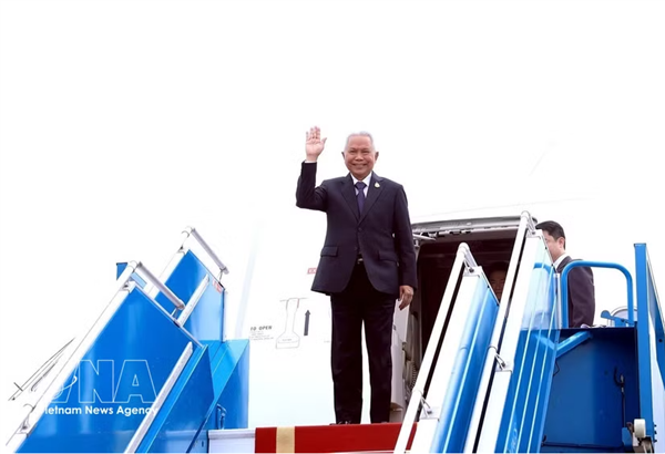 Le président de lAssemblée nationale thaïlandaise entame sa visite officielle au Vietnam