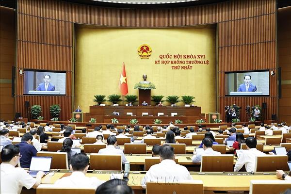 Kỳ họp không thường lệ thứ Nhất, Quốc hội khóa XVI: Bảo vệ quyền lợi của lao động Việt Nam đi làm việc ở nước ngoài