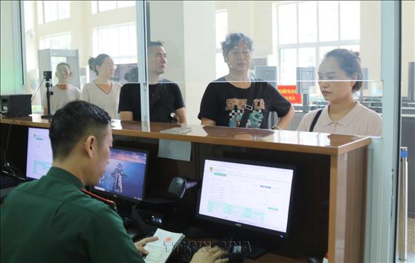 Le Vietnam accélère le visa électronique pour protéger ses citoyens et ses visiteurs