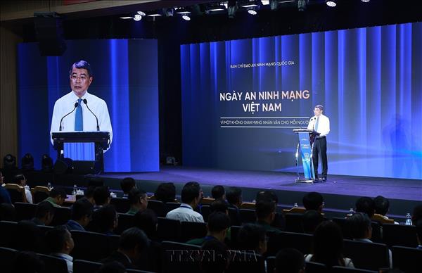 레 밍 흥 총리 사이버 보안, ‘시스템 보호와 ‘국민 보호의 결합 필수