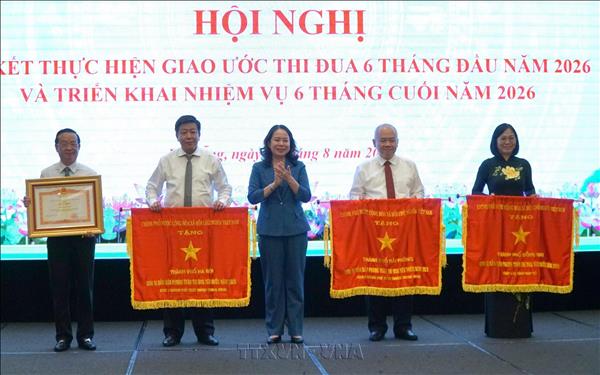 Phó Chủ tịch nước Võ Thị Ánh Xuân: Đánh giá thi đua theo kết quả, sản phẩm và hiệu quả thực tế