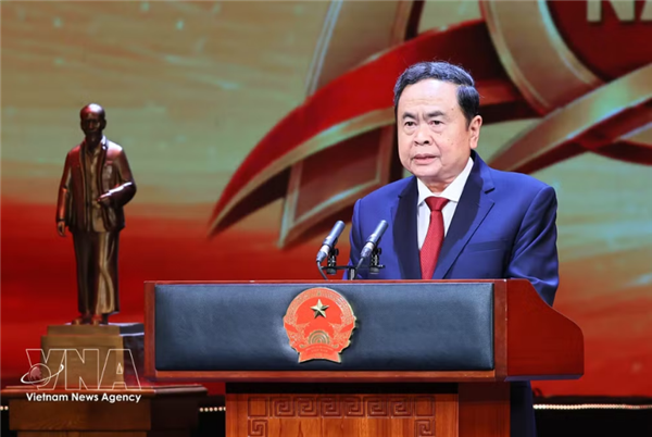 国会主席陈青敏：强化经济警察在反腐反经济犯罪中的核心作用