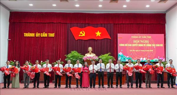 Bí thư Thành ủy Cần Thơ làm Trưởng Ban Nghiên cứu phát triển thành phố
