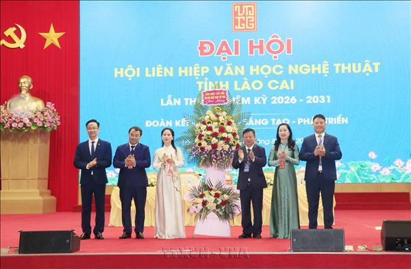 Phát huy sức mạnh văn học nghệ thuật, góp phần giữ gìn bản sắc văn hóa