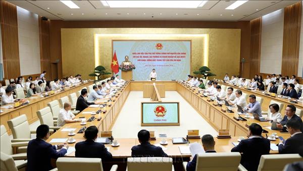 Phó Thủ tướng Nguyễn Văn Thắng: Khơi thông dòng vốn, đổi mới phương thức cho vay, nâng cao năng lực hấp thụ vốn