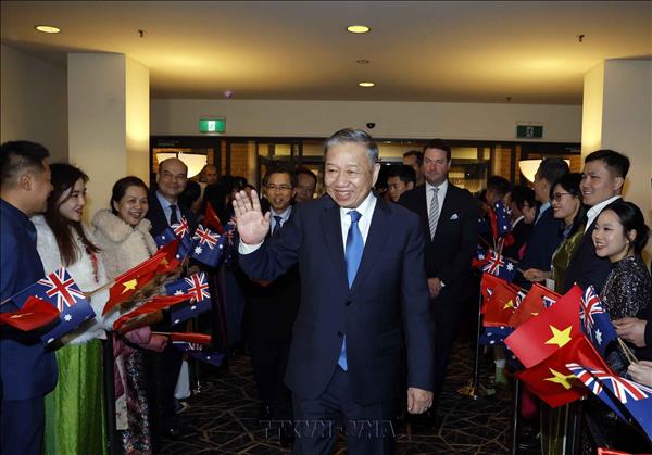 Tổng Bí thư, Chủ tịch nước Tô Lâm đến thủ đô Canberra, tiếp tục chuyến thăm cấp Nhà nước Australia
