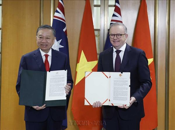 トー・ラム書記長・国家主席、ベトナム・オーストラリアの協力文書交換に立ち会う