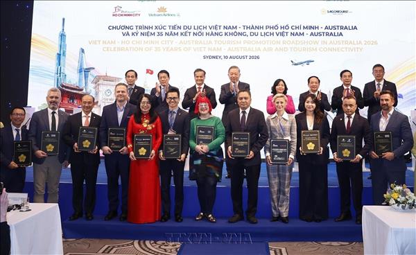 Vietnam Airlines marks 35,000th flight to Australia