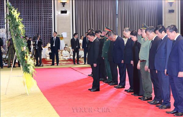 Thường trực Ban Bí thư Trần Cẩm Tú dự Lễ truy điệu đồng chí Xaysomphone Phomvihane, Ủy viên Bộ Chính trị, Chủ tịch Quốc hội Lào