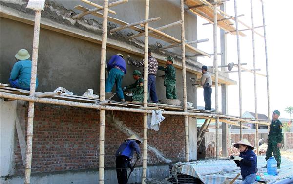 Bứt phá tiến độ, hiện thực hóa giấc mơ trường mới kiên cố nơi biên cương