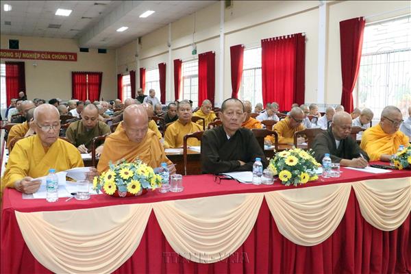 Chức sắc tôn giáo - cầu nối vững chắc giữa chính quyền và nhân dân