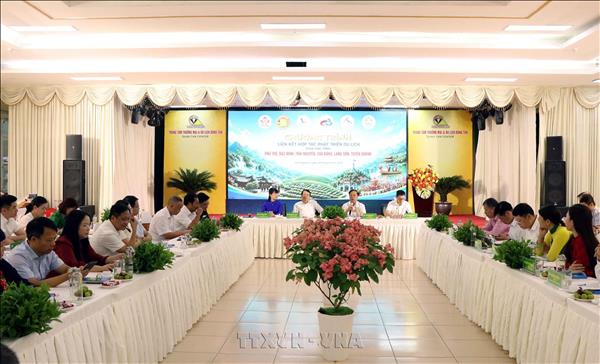 Kết nối để phát triển sản phẩm du lịch liên vùng bền vững