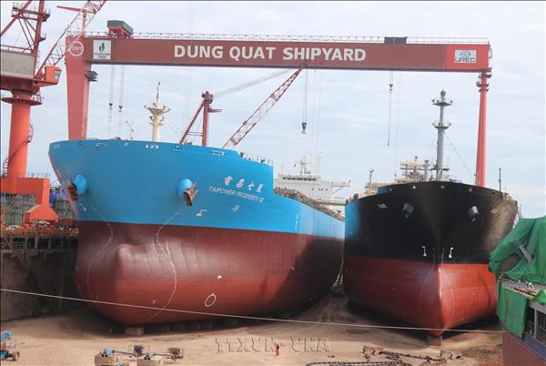 Dung Quat EZ, Quang Ngai IPs draw nearly 19.4 bln USD