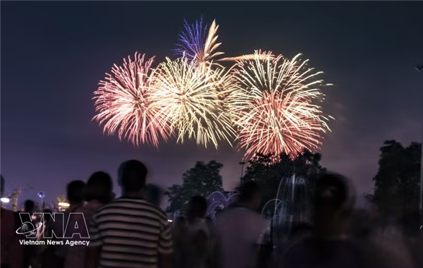 庆祝9·2国庆节胡志明市将在7个地点燃放烟花