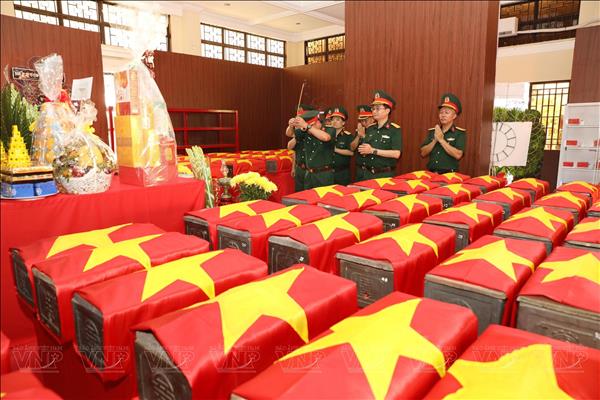 Recuperados 1.715 restos de mártires en Vietnam